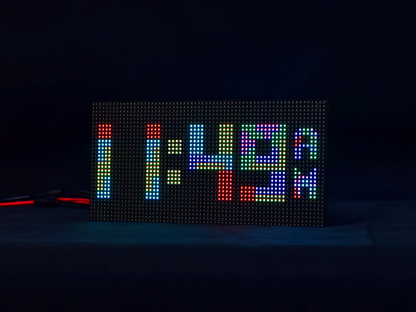 RGB-Vollfarb-LED-Matrix-Panel, 3 mm Pixelabstand, 64 × 32 Pixel, einstellbare Helligkeit, Optionen für Standardversion / GOB-Version